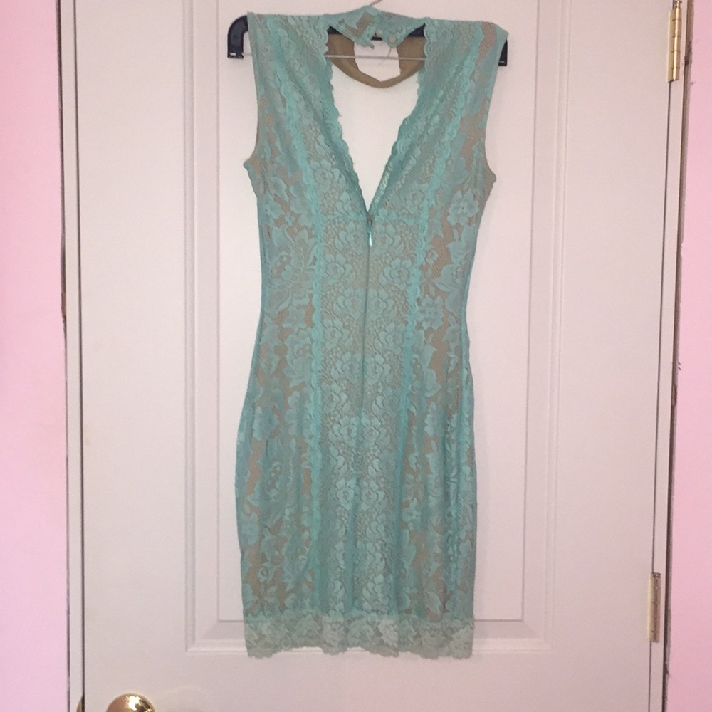 Juniors Bebe dress sz xxs mint color - Picture 3 of 6